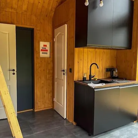 Joeranna Sauna House פארנו